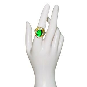 Emerald Dream Halo Statement Ring – Gold & Crystal Glam